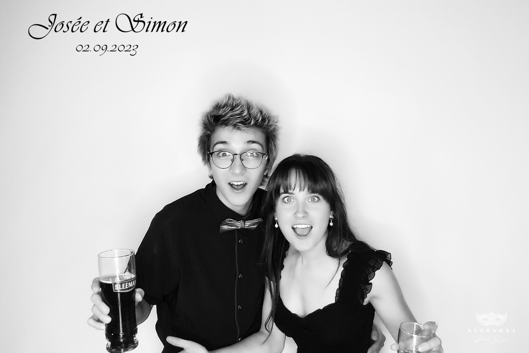 Overlay de mariage minimaliste noir et blanc pour Josée et Simon