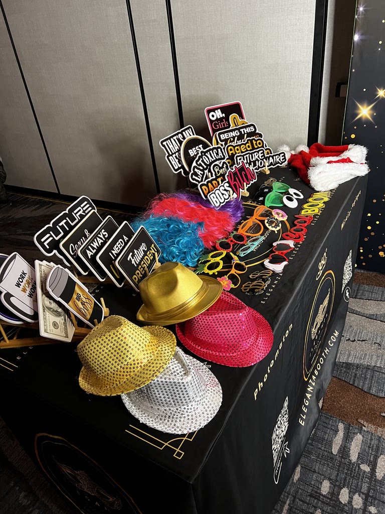 Accessoires du photobooth numérique au Sheraton Laval